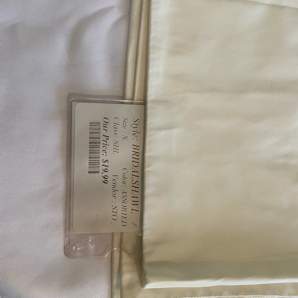 NWT, ivory satin bridal shawl / wrap